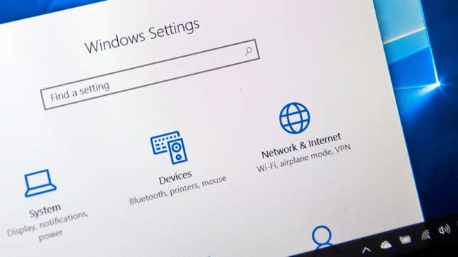 Image for article titled How to Fix Windows 10&#39;s Latest &#39;No Internet Connection&#39; Bug