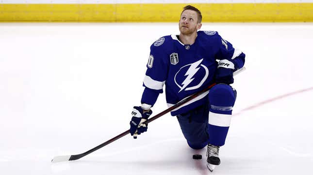 How Corey Perry Is Making His Presence Felt With the Lightning – Pucky