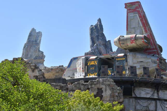 Image for article titled Photos: Inside Disney’s new Star Wars theme park