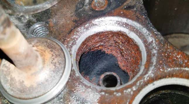 Image for article titled I Bought The World's Most Hopeless Jeep. Bringing It Back To Life Was A Miracle That Nearly Broke Me