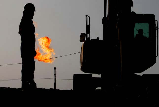 Imagen para el artículo titulado Qué demonios está pasando con el precio del petróleo y qué significa que cotiza debajo de cero