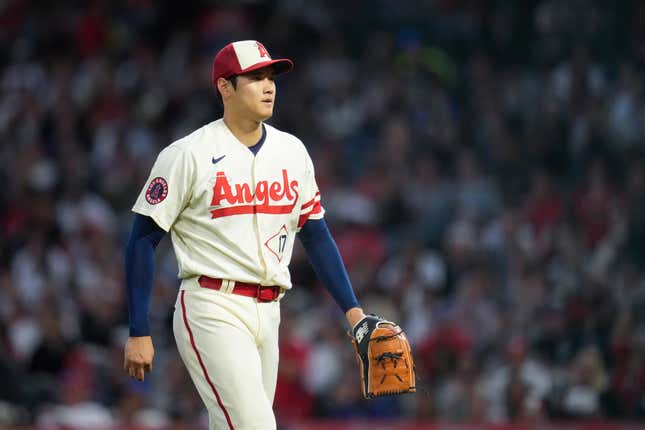 Baseball: Shohei Ohtani earns win, passes mark of Angels great