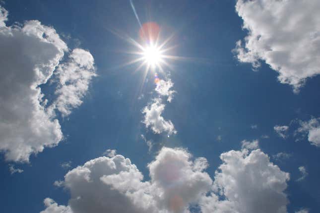 Image for article titled Scientists Trace Heat Wave To Massive Star At Center Of Solar System