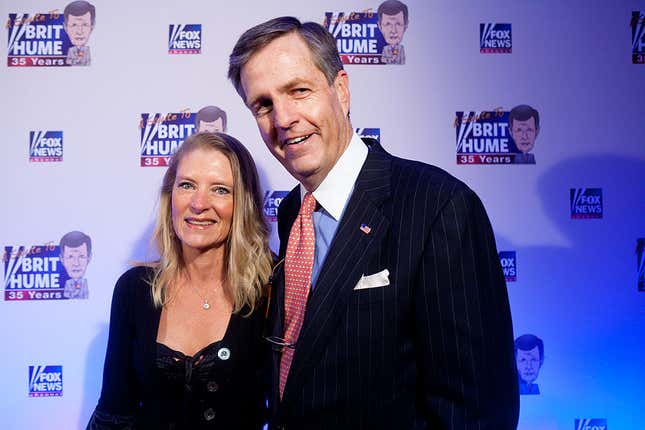Image for article titled Big Ole Freak: Apparently, Fox News’ Brit Hume Is Into Some Kinky ‘Sexy Vixen Vinyl’ Cosplay
