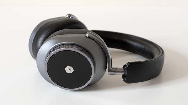 The Master & Dynamic MW75s sitting by themselves on a white background.