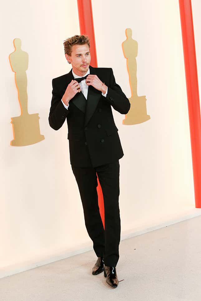Image for article titled The Most, uh, Innovative Men&#39;s Fashion at This Year&#39;s Oscars