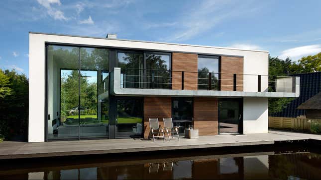 If you’re ever in Holland, find this property in De Hoef.