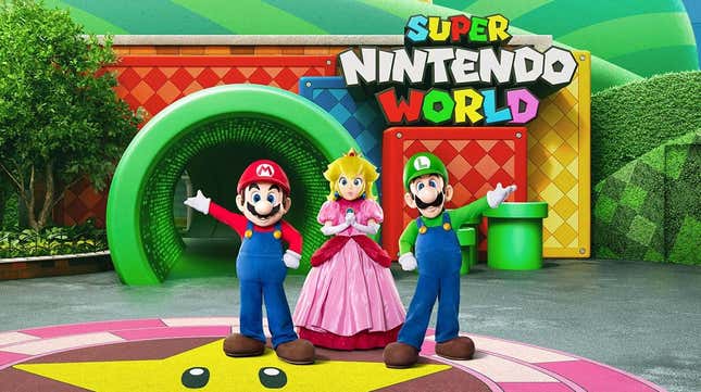 Mario, Princess Peach and Luigi at Super Nintendo World tunnel