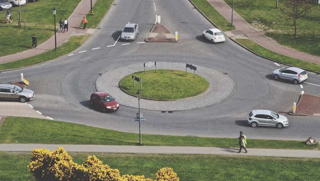 Image for article titled Every Driver In Roundabout Just Winging It