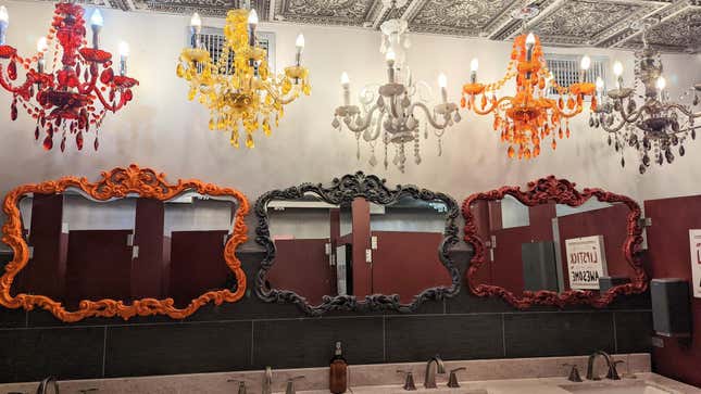Image for article titled The 5 Most Beautiful Restaurant Bathrooms in America