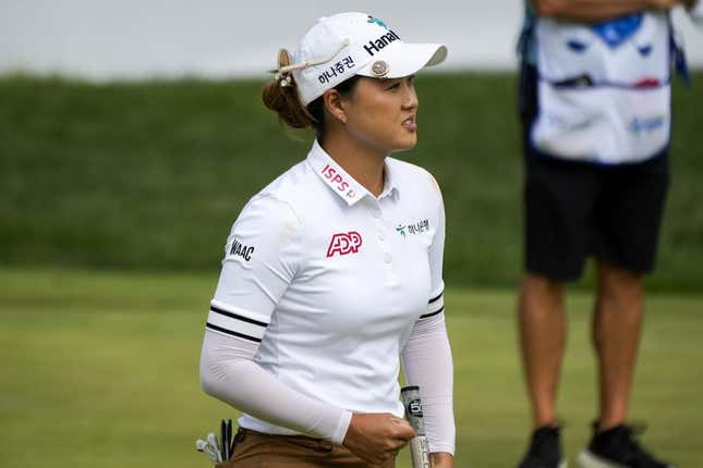 Sep 9, 2023; Cincinnati, Ohio, USA; Minjee Lee, of Perth, Australia, pumps her fist after putting for par on the 18th hole at the 2023 Kroger Queen City Championship presented by P&amp;amp;G at Kenwood Country Club in Madeira, Ohio.