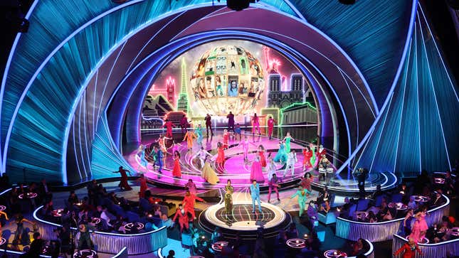 "We Don't Talk About Bruno" 2022 Oscars performance
