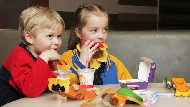 Image for article titled How Restaurants Are Making Children’s Meals Healthier