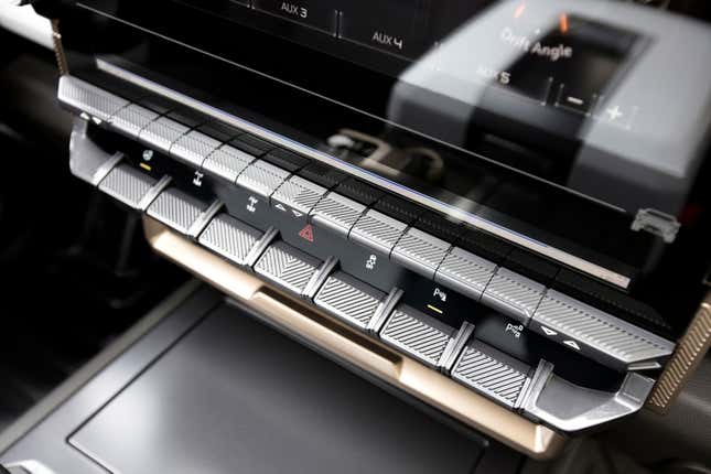 Imagen para el artículo titulado El Hummer eléctrico ya es oficial: todo lo que necesitas saber