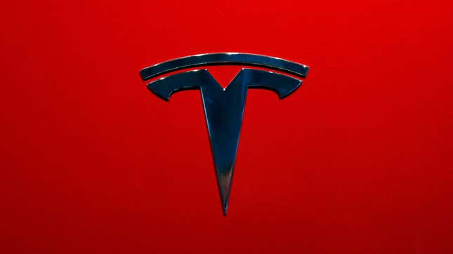 Image for article titled Tesla&#39;s Autopilot Was Engaged During Another Fatal Crash: Report