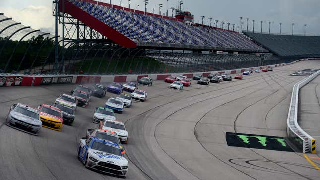 Image for article titled South Secedes From NASCAR Following Confederate Flag Ban