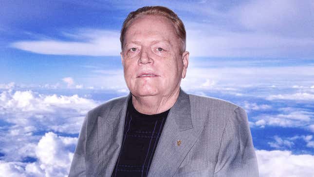 Image for article titled Larry Flynt Promises To Make God Famous With Nude Photo Shoot