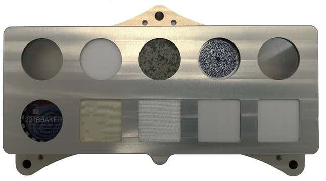 Imagen para el artículo titulado Los cinco huevos de Pascua que viajan a bordo del rover Perseverance de la NASA