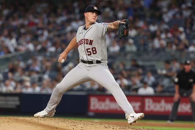 Astros beat Yankees 7-3