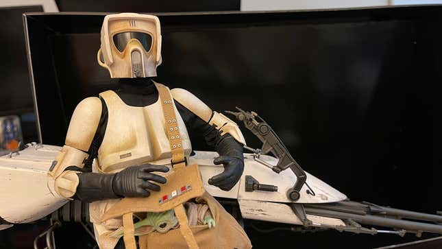 Here Are The 5 Best Official Baby Yoda 'Mandalorian' Toys You Can Buy Right  Now - Forbes Vetted