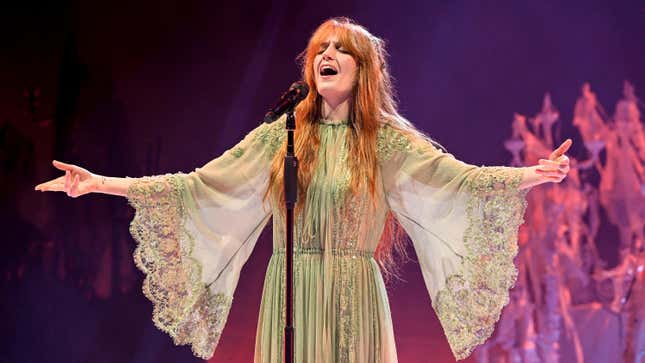 Image for article titled Buzz Buzz, Baby! Florence + The Machine Is Doing Music for Yellowjackets Season 2