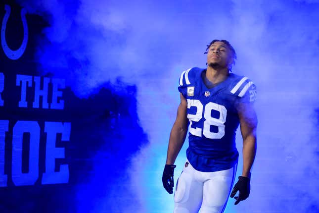Former Wisconsin RB Jonathan Taylor running wild in NFL with Colts