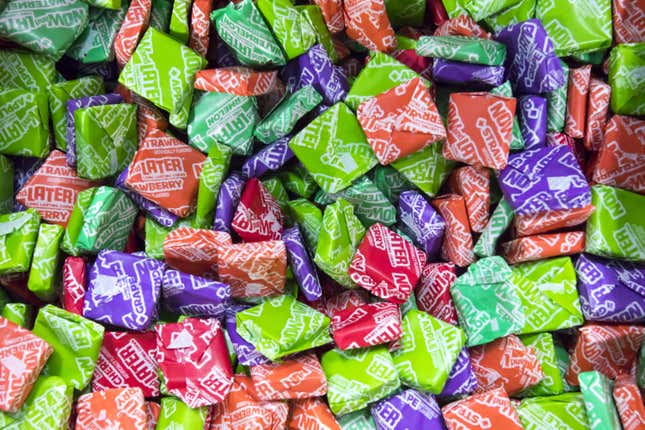 Image for article titled Trick or Treat: The Best Halloween Candy, Ranked