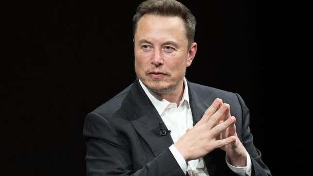 Elon Musk says cage match with Zuck will stream live on Twitter