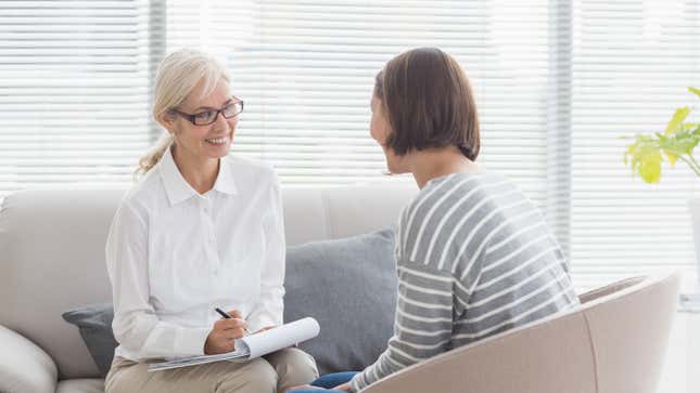 Image for article titled What Your Therapist Is Actually Thinking About You While You're Talking