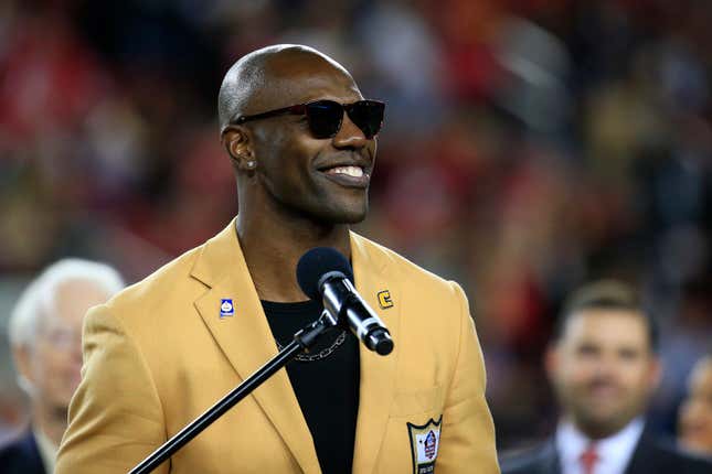 Terrell Owens, 47, Believes He Could Still Play in NFL