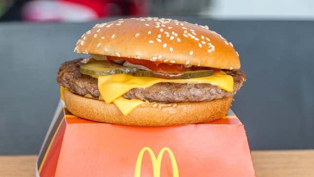 Image for article titled How McDonald’s and Wendy’s Botched National Cheeseburger Day
