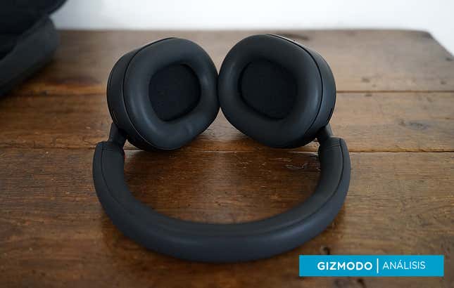 Imagen para el artículo titulado Sony ha vuelto a hacer los mejores auriculares inalámbricos con cancelación de ruido que puedes comprar