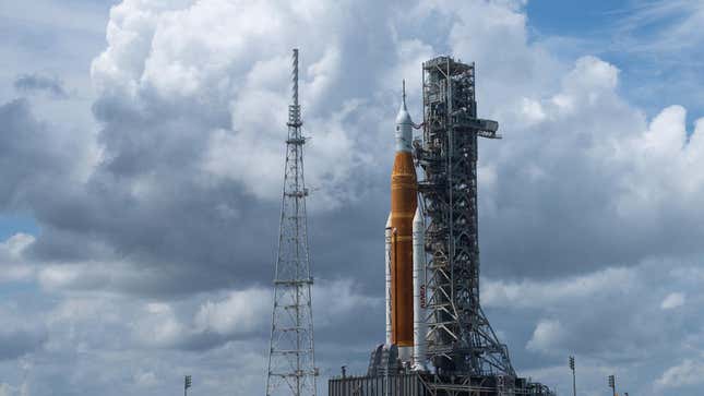 NASA’s Space Launch System (SLS) rocket with the Orion spacecraft aboard is seen atop the mobile launcher at Launch Pad 39B, Tuesday, Aug. 30, 2022, at NASA’s Kennedy Space Center in Florida.