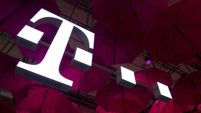 Image for article titled Hacker Claims to Have Data on More Than 100 Million T-Mobile Customers, Asks for $277,000