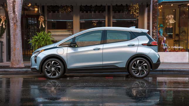 Image for article titled The Hummer EV Makes More Emissions than a Chevy Malibu Because It's a "Performance-Oriented EV"