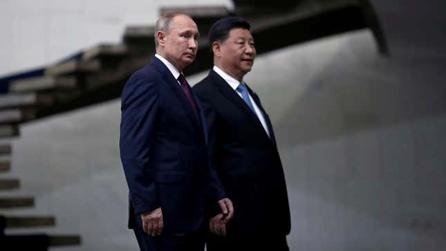 Image for article titled Daily Brief:中露が「蜜月」強調