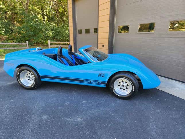 Image for article titled At $18,900, Is This Turbine-Powered 1976 Bradley GT A Hilariously Good Deal?