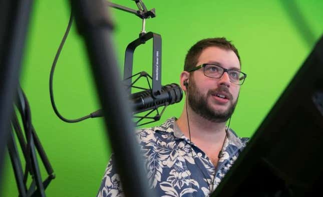 Image for article titled Why Twitch Fans Donate Money To Wealthy Streamers