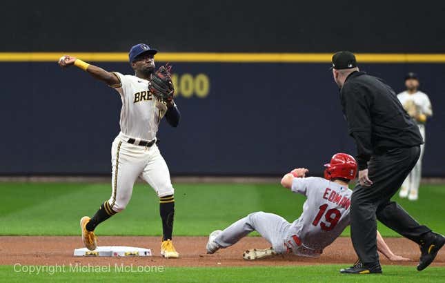 Brewers outlast Nationals in 14-inning game of the year contender