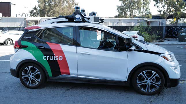 Image for article titled A Robotaxi Was Blamed for a San Francisco Man's Death, But He Was Actually Hit By a City Bus