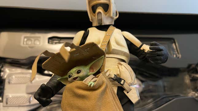 Here Are The 5 Best Official Baby Yoda 'Mandalorian' Toys You Can Buy Right  Now - Forbes Vetted