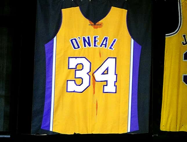 Image for article titled Lakers Add Buffalo Chicken Wing Stains To Shaquille O&#39;Neal&#39;s Retired Jersey
