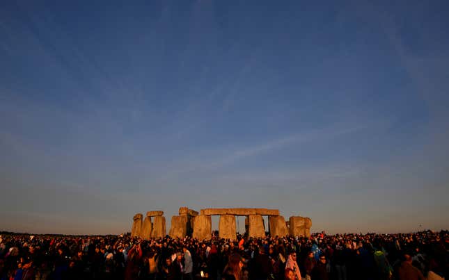 stonehenge-summer-solstice