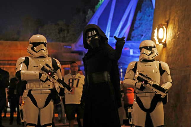 Image for article titled Photos: Inside Disney’s new Star Wars theme park