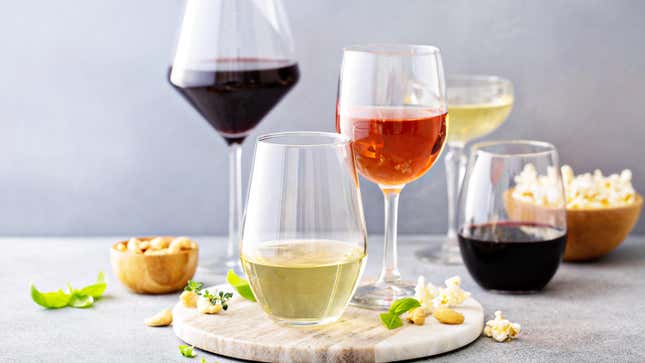 Image for article titled Steam Your Way to Spot-Free Wine Glasses