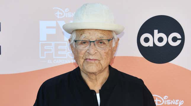 Norman Lear weighs in on writers strike