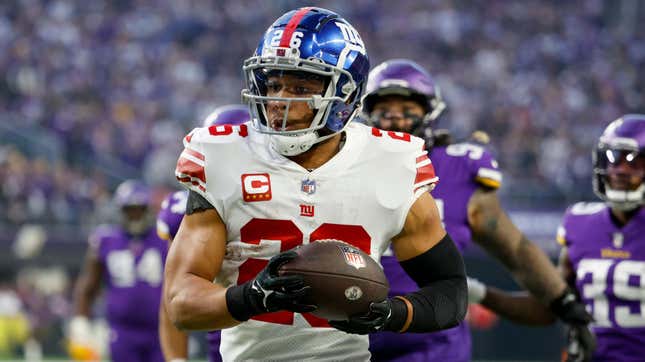 Image for article titled NFL Power Rankings: Franchised tagged players&#39; contract edition