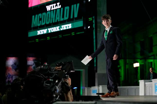 The only winner here is cancer survivor Kyle Stickles, who got to announce the pick
