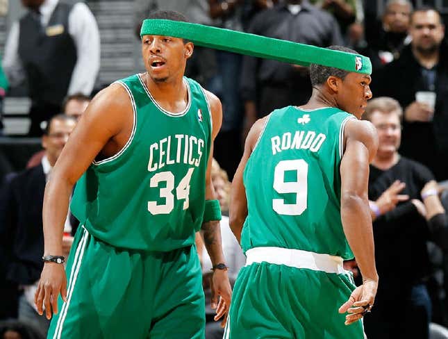 Image for article titled Rajon Rondo, Paul Pierce Realize They&#39;re Wearing Same Headband