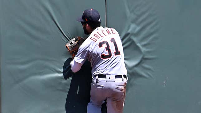Image for article titled Tigers Center Fielder Crashes Into Outfield Wall Just To Feel Something